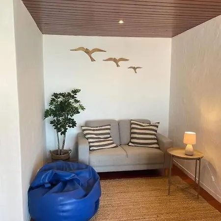 Muito Acolhedor Com Vista De Mar *