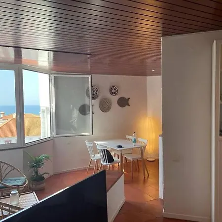 Muito Acolhedor Com Vista De Mar *